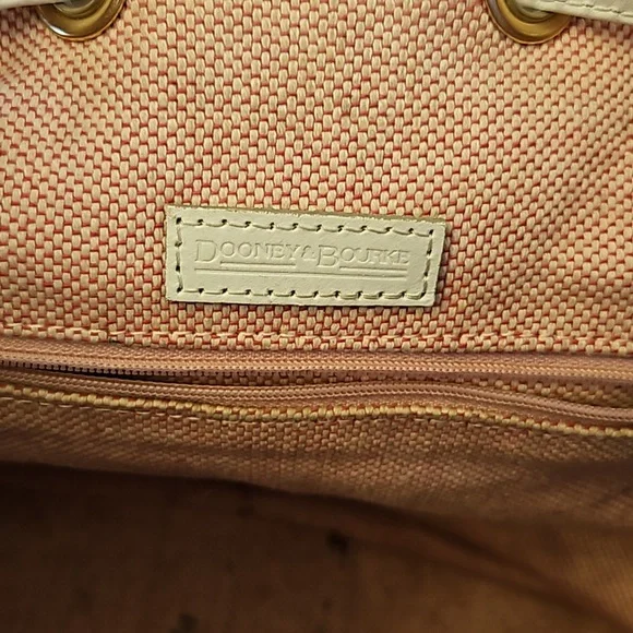 Dooney & Bourke Monogram Signature Drawstring Bucket Shoulder Bag White Leather - Picture 10 of 17